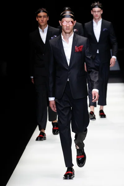 Look 68